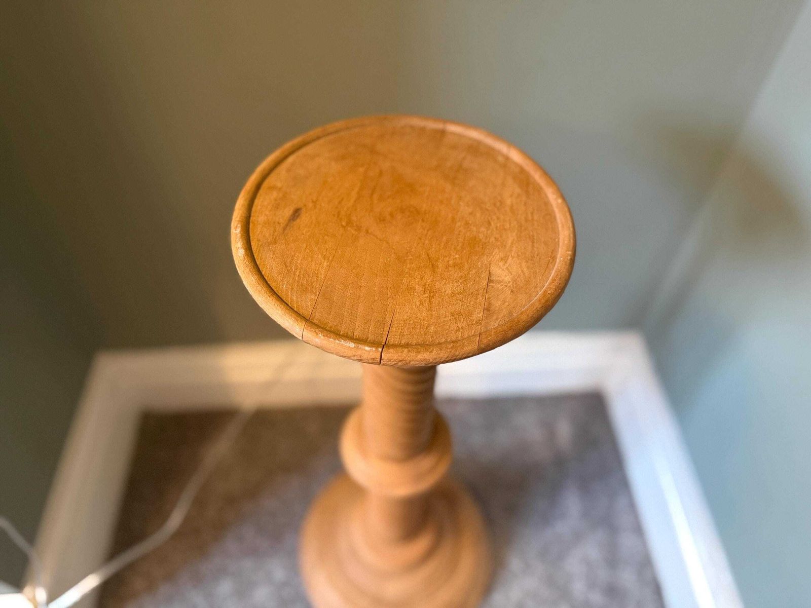 Vintage Solid Wood Plant Stand / Pot Stand / Pedestal Table / Lamp Stand photo 130.0