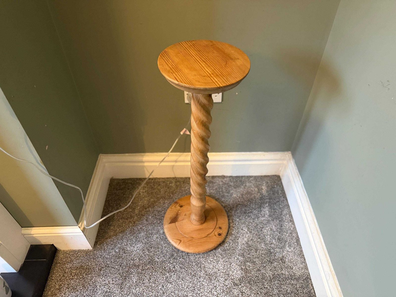 Vintage Solid Wood Plant Stand / Pot Stand / Pedestal Table / Lamp Stand photo buy
