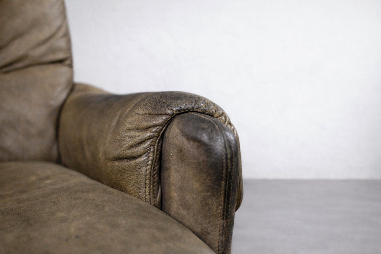 photo vintage Mid Century Modern German Brown Leather Lounge Swivel Chair From Musterring, 1960s