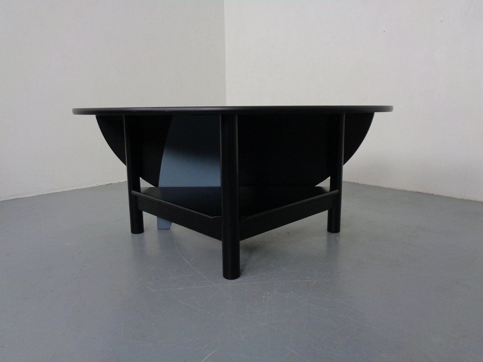 Adjustable Coffee Table By Vico Magistretti For Cassina, Italy, 1980s photo vintage