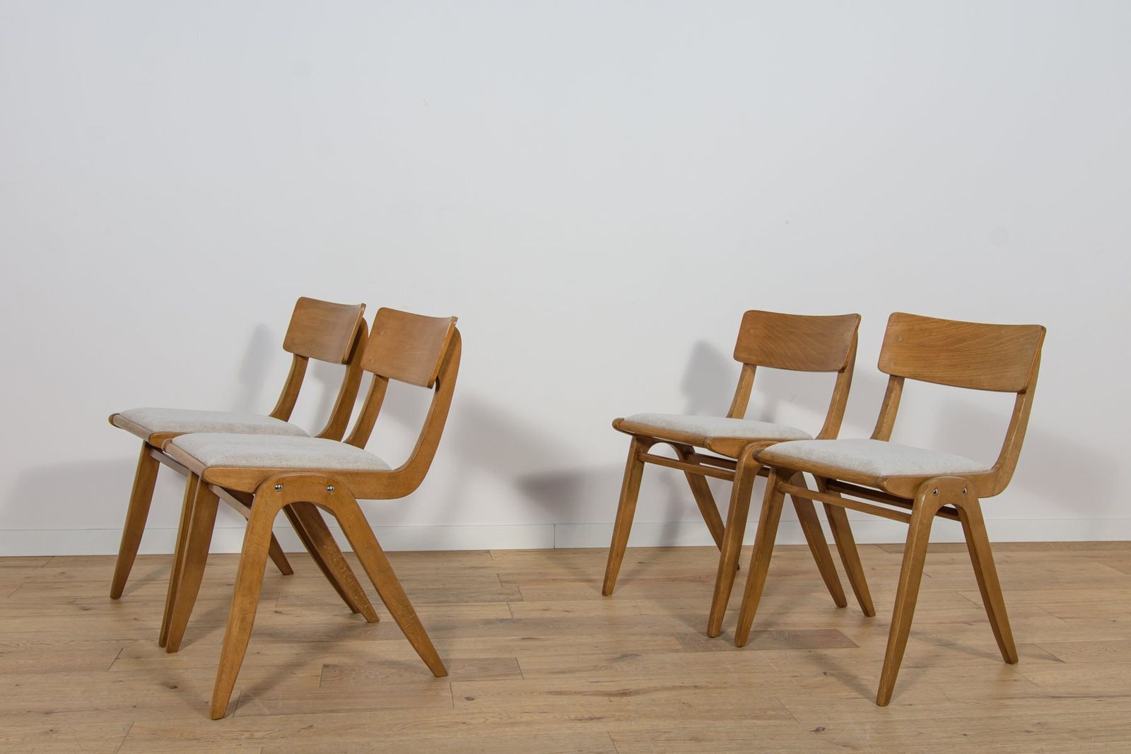 Model 229xb Boomerang Dining Chairs From Goscinski Furniture Factory, Poland, 1960s, Set Of 4 photo for sale