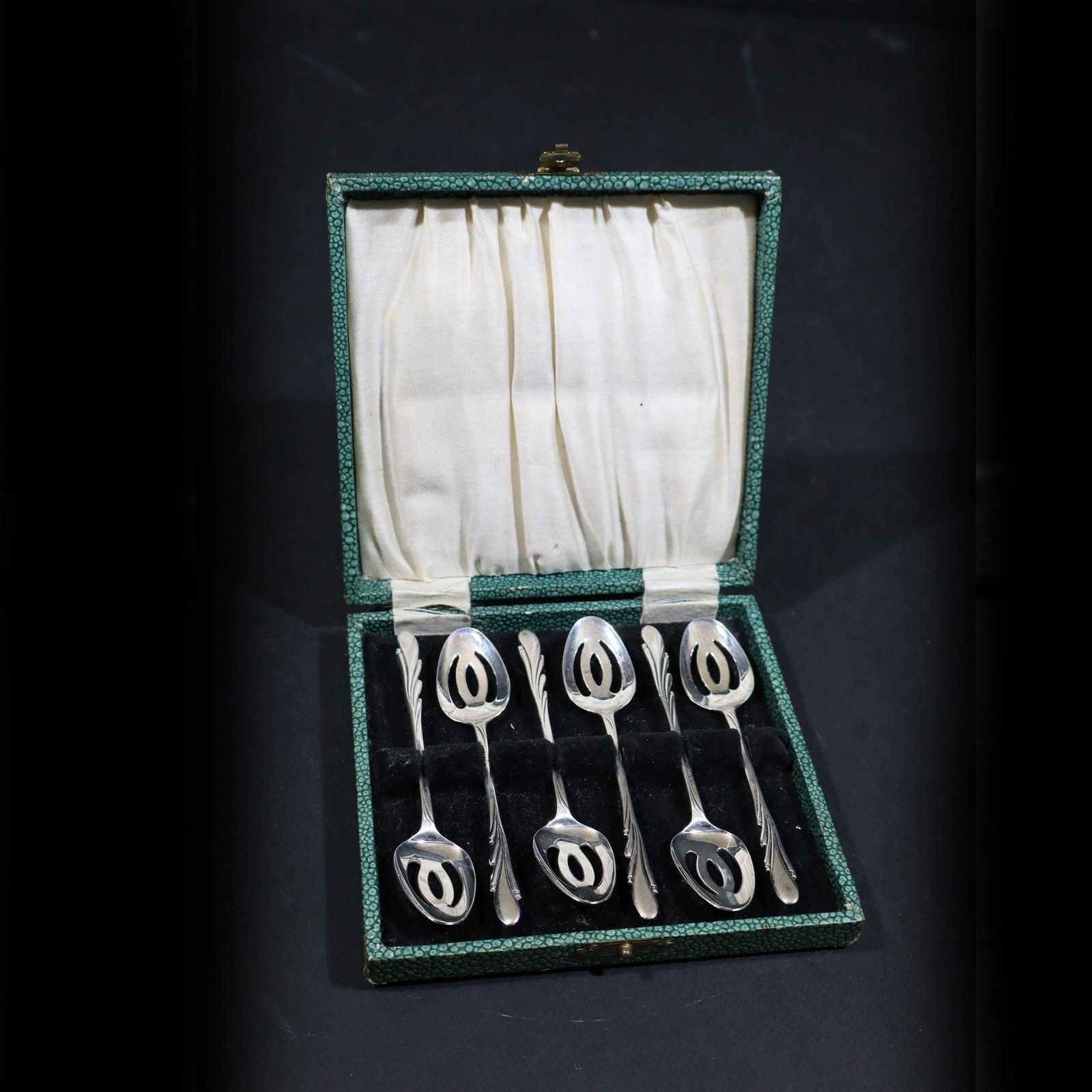 photo for sale 1950s Set Of 6 Dutch Silver Plated Teaspoon Set Of 6, Zilverstad Schoonhoven