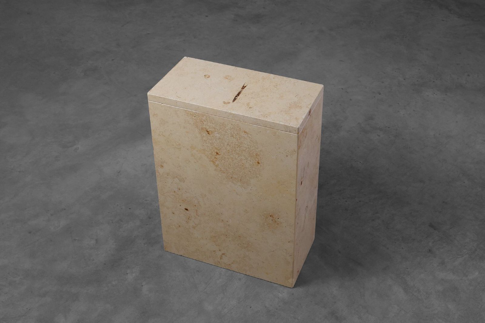 Mid Century Italian Travertine Console, 1980s photo vinterior