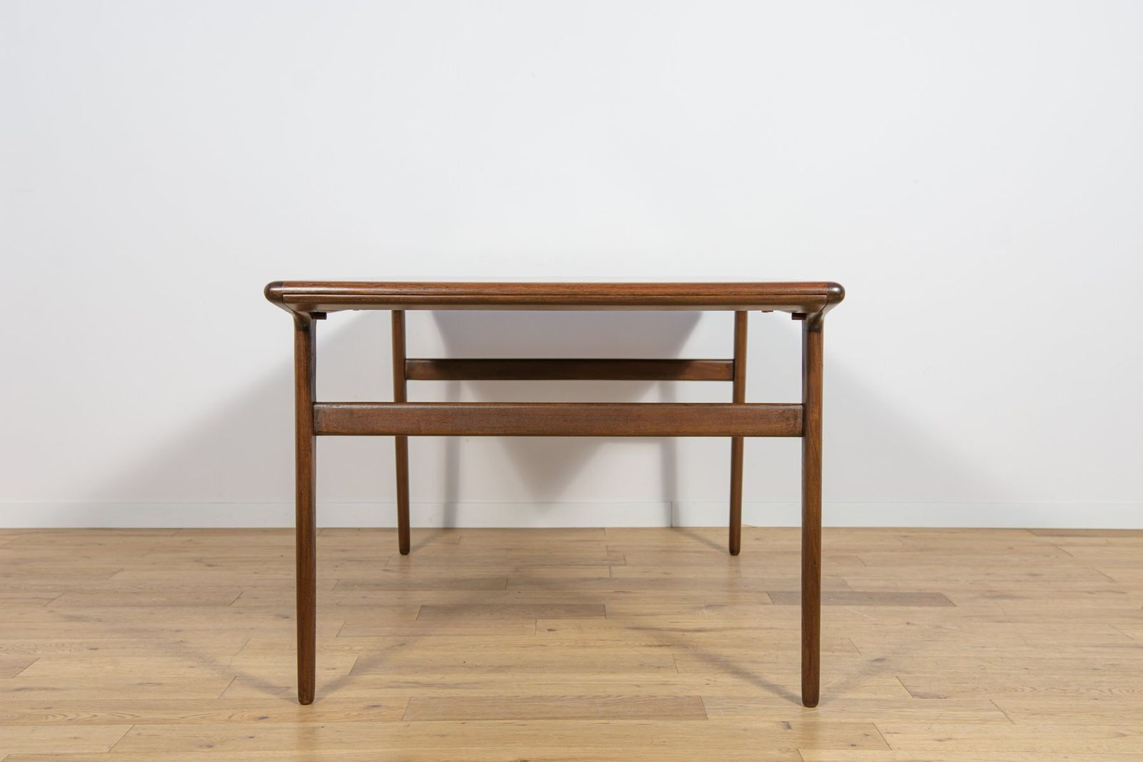 Mid Century Modern Teak Dining Table By Johannes Andersen For Uldum Mobelfabrik, 1960s photo vinterior
