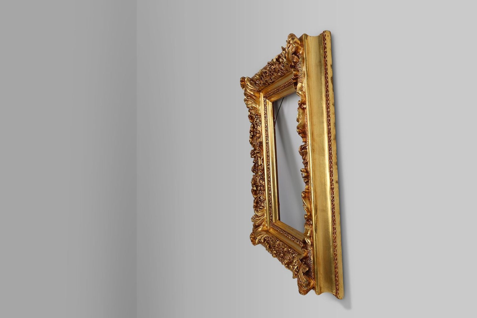 Louis XV Gilded Frame, Belgium, 1850s photo vinterior