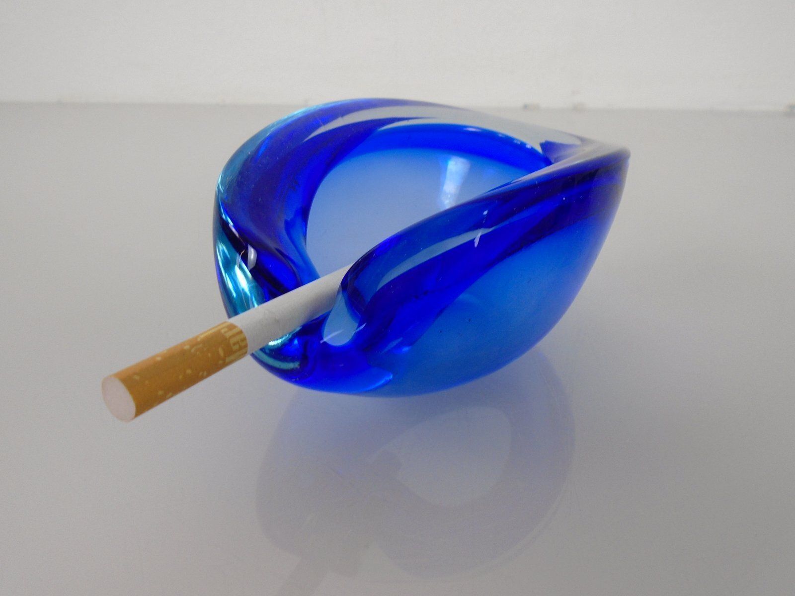 Blue Sommerso Murano Glass Ashtray, Italy, 1960s photo vinterior
