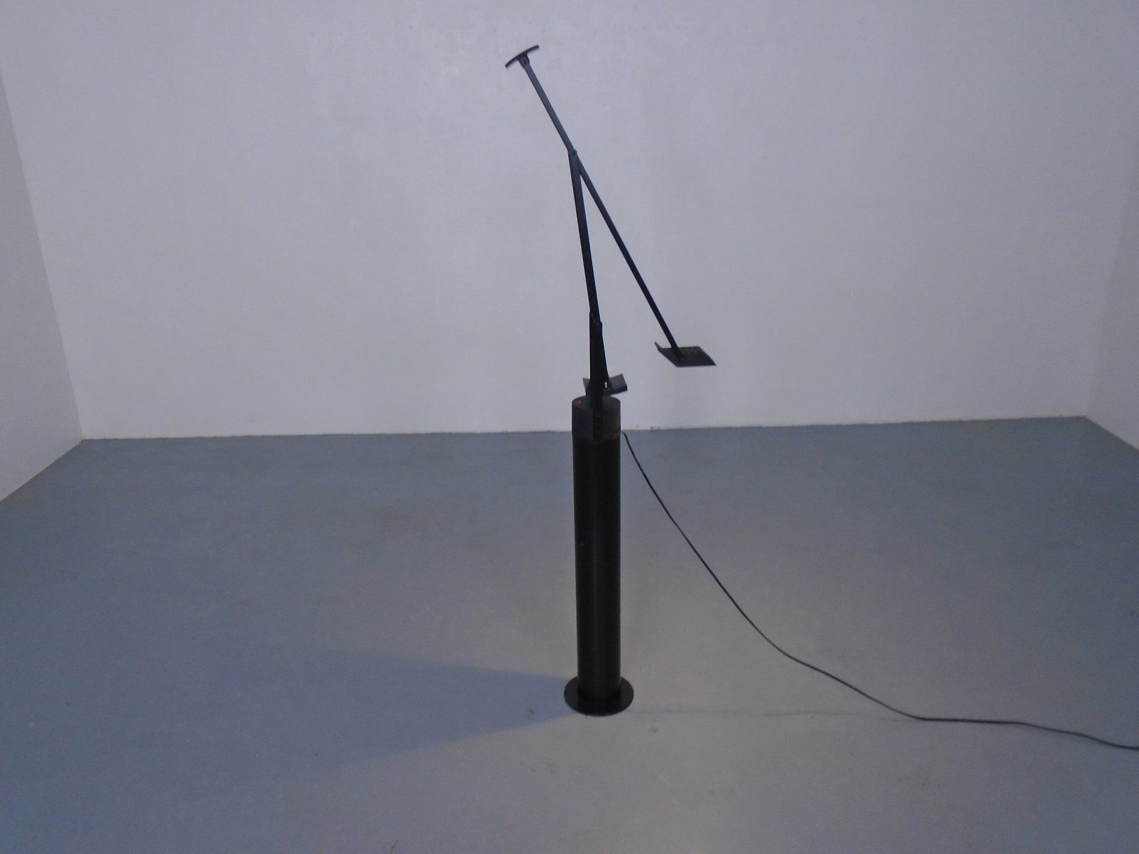 Tizio Floor Lamp By Richard Sapper For Artemide, 1980s photo buy