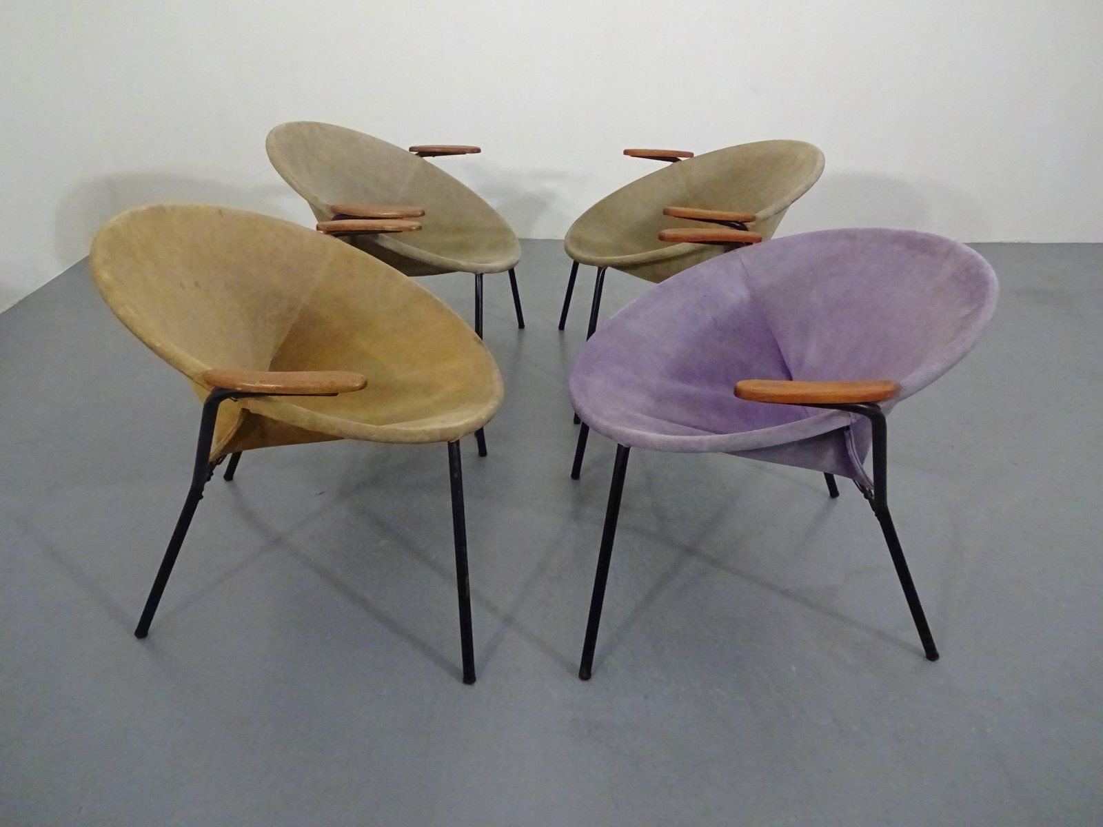 Danish Sueded Balloon Chairs By Hans Olsen For Lea Furniture, 1950s, Set Of 4 photo vinterior
