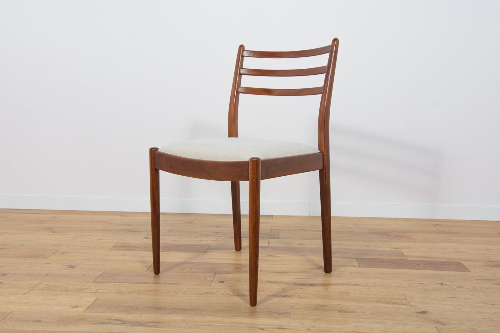 Mid Century Teak Dining Chairs By Victor Wilkins For G Plan, 1960s, Set Of 4 photo buy