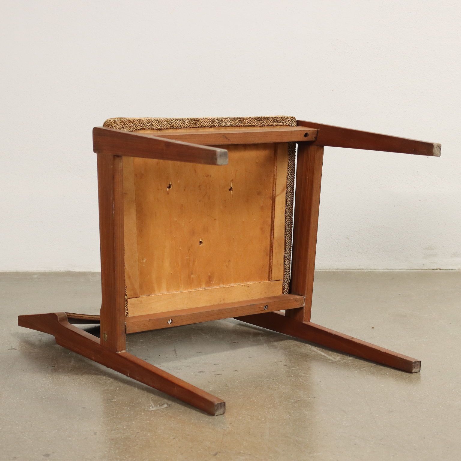 photo for sale Pair Of Vintage 1950s Chairs Wooden Structure Cloth Seat Furnishing