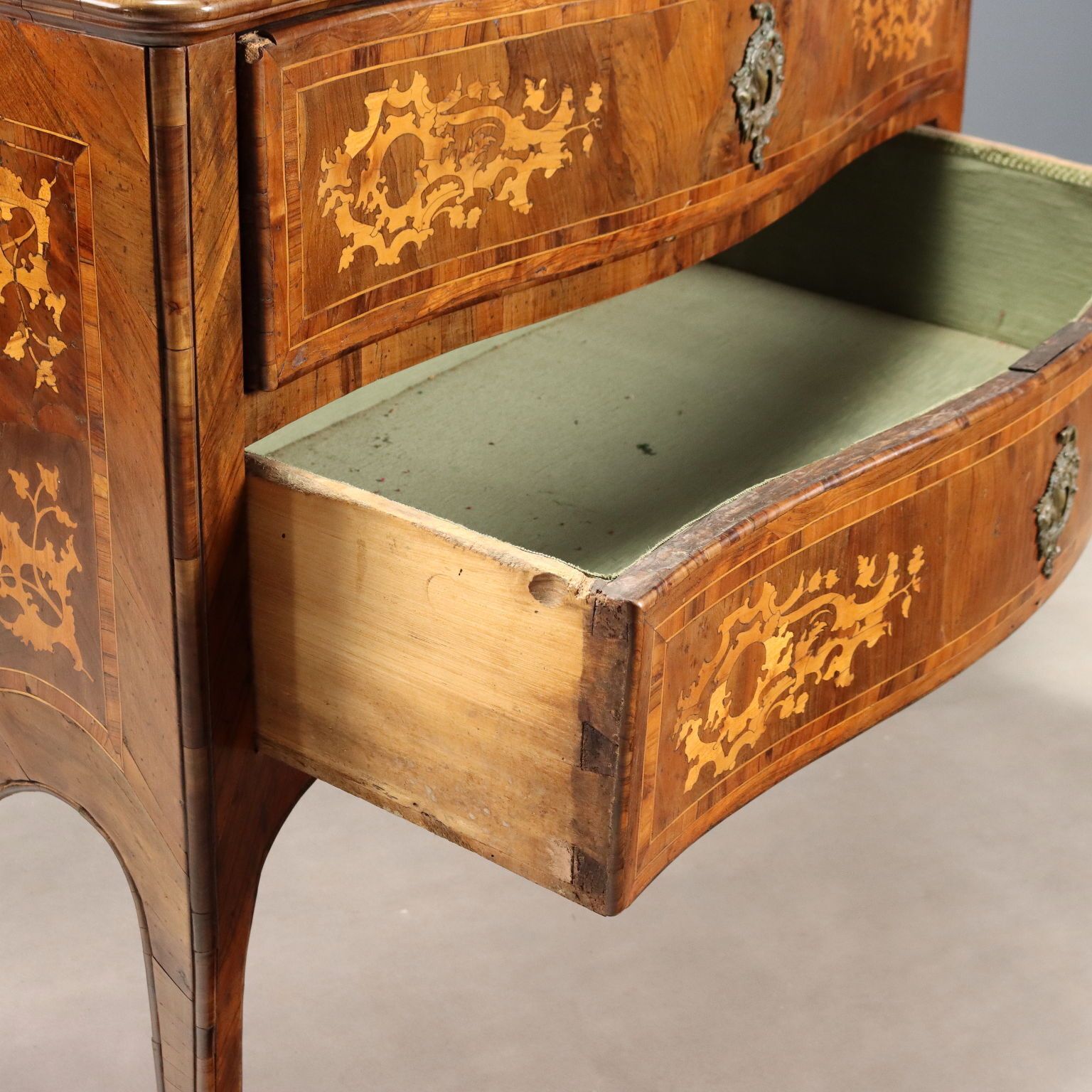Chest Of Drawers Baroque Walnut Italy XVIII Century photo vintage