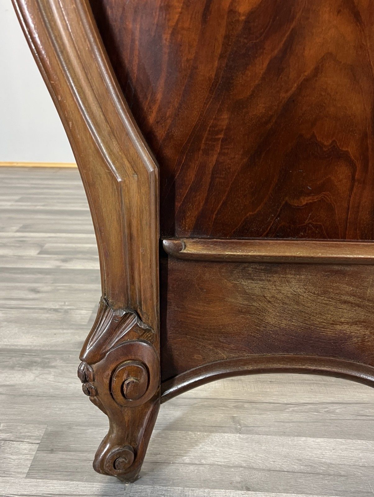 Bed Antique French Style Mahogany Double Bed Frame Carved Headboard Lot 4733 photo vintage