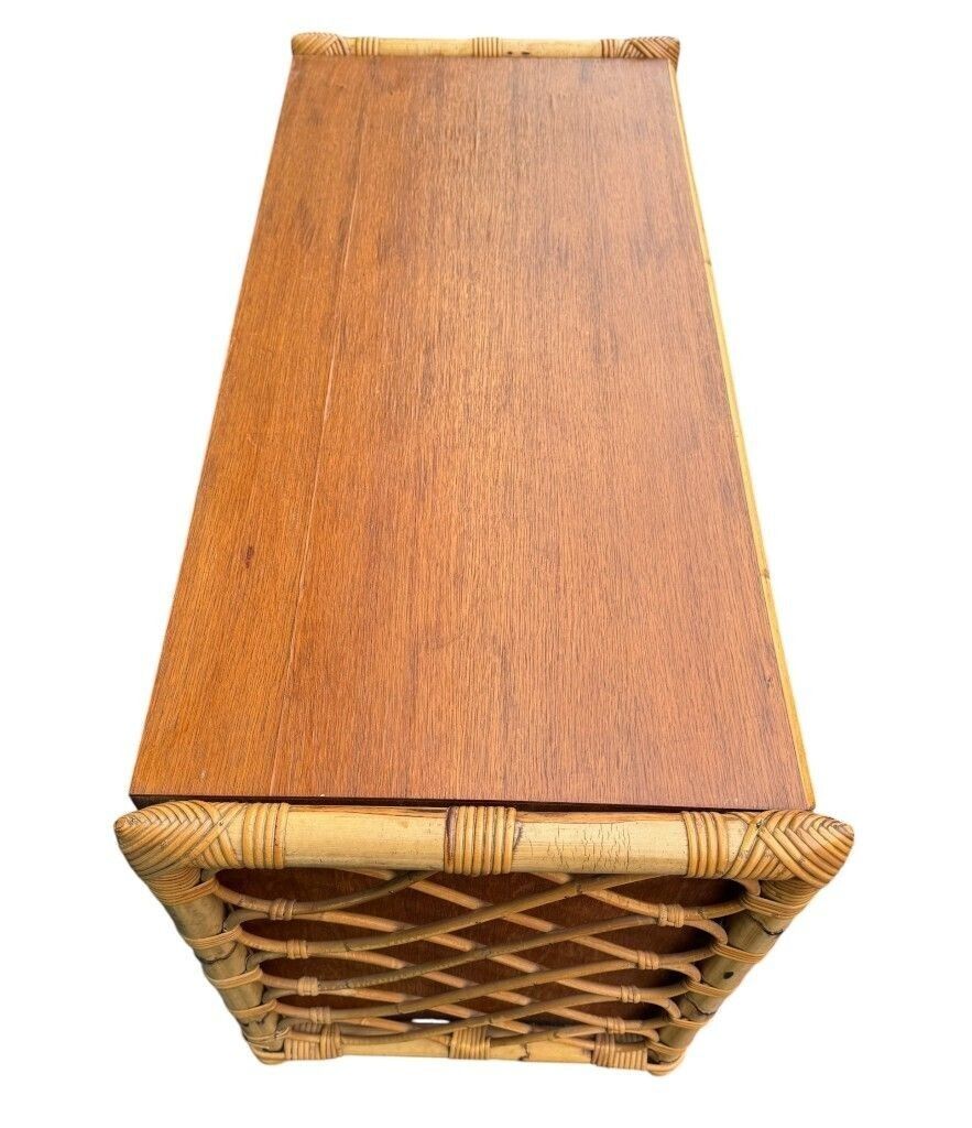 photo vintage An Italian 1970s Bamboo And Beech Wood Chest Of Drawers