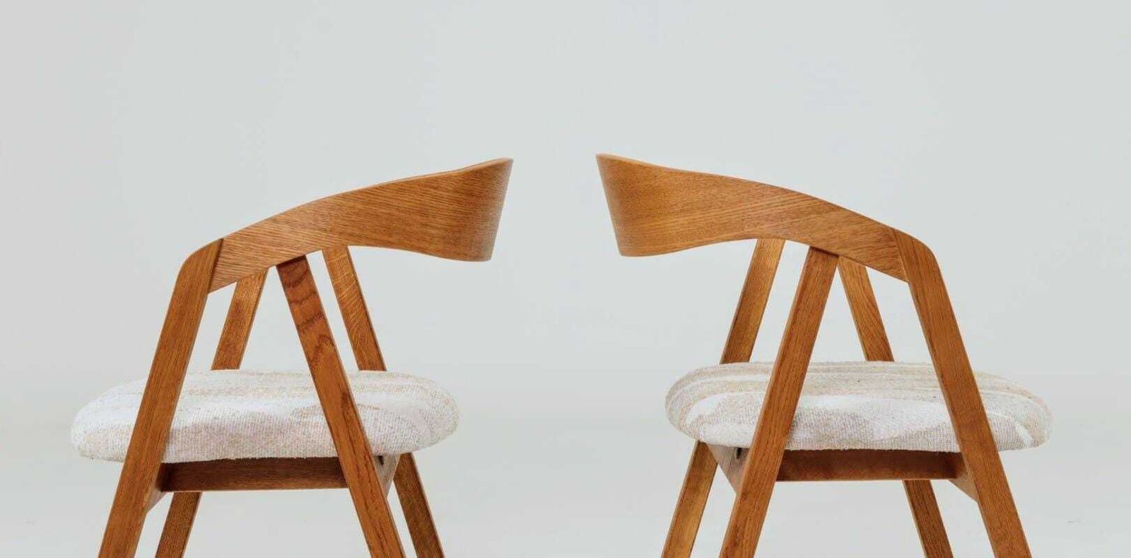 Set Of Two Oak Dining Chairs, Natural Wood, Jacquard Fabric photo Furniture