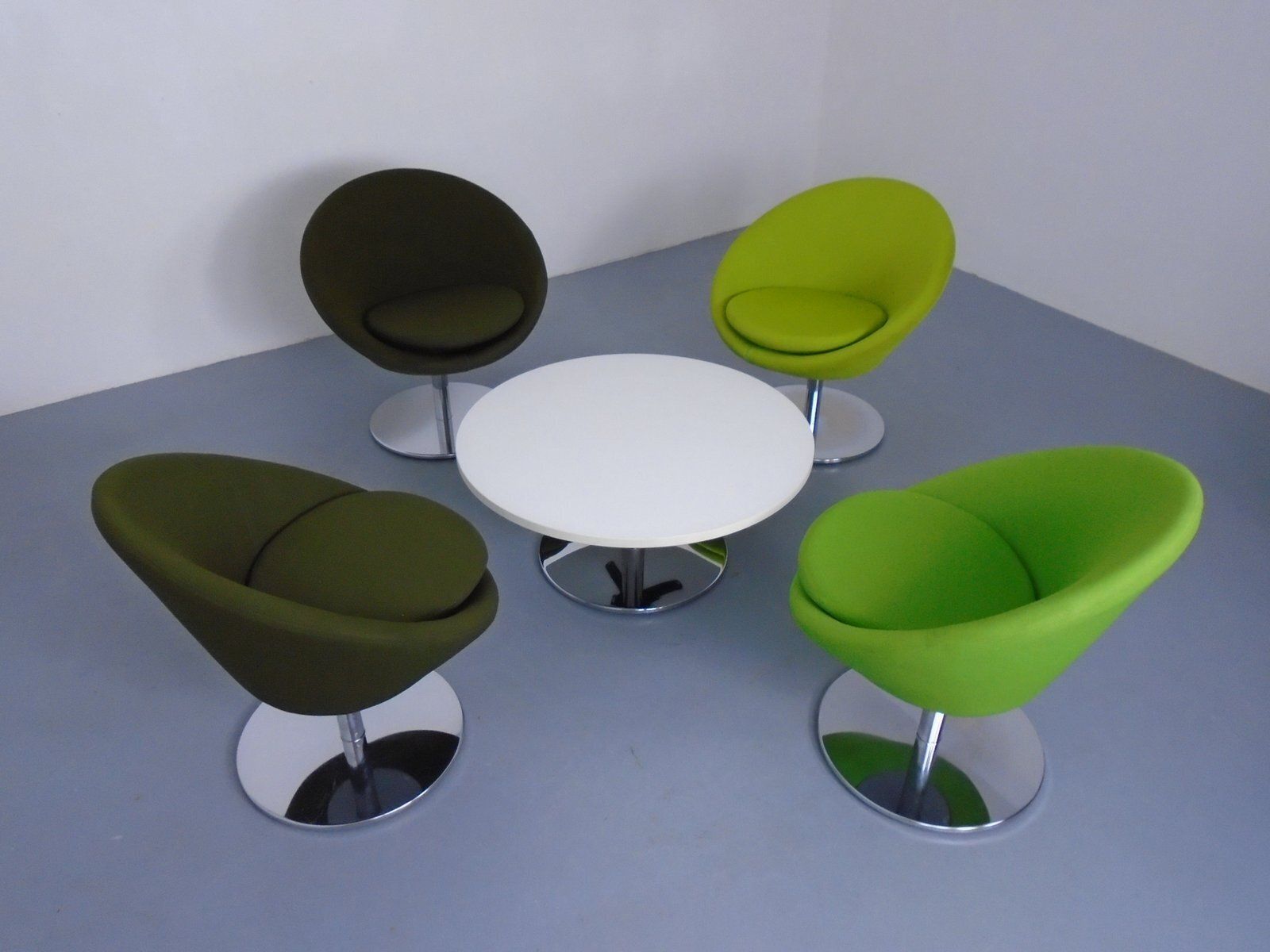Allermuir Conic Swivel Club Chairs & Table, Uk, 2015, Set Of 5 photo furniture