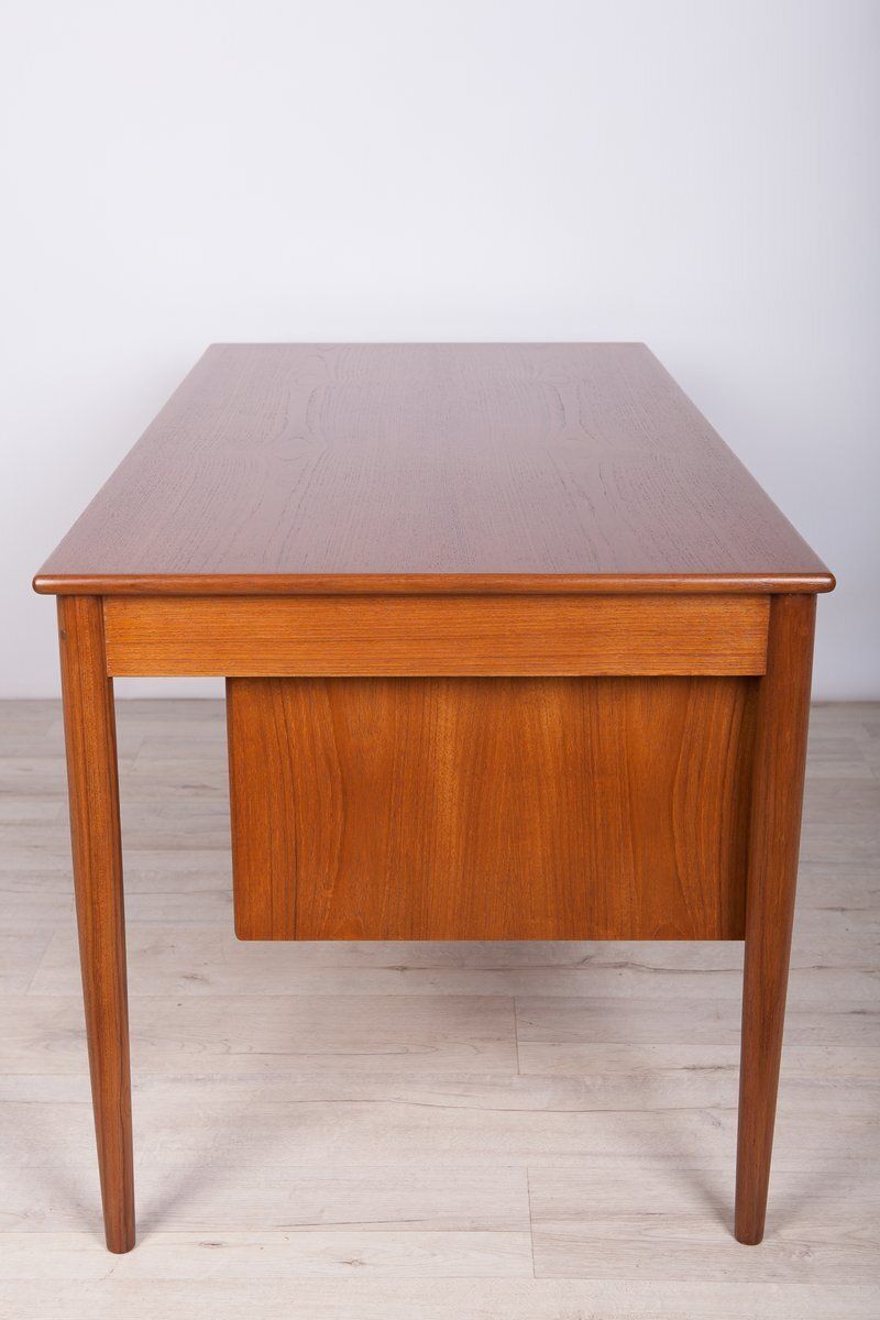 Danish Teak Desk By Børge Mogensen For Søborg Møbelfabrik, 1960s photo vinterior