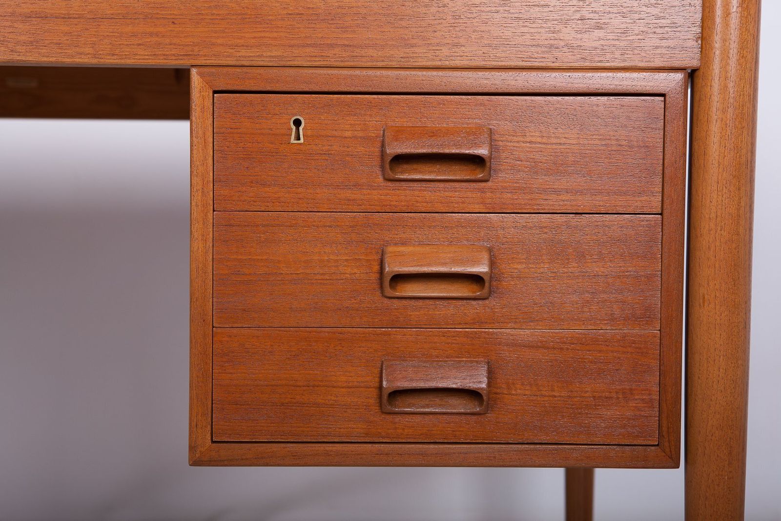 3461.0 Danish Teak Desk By Børge Mogensen For Søborg Møbelfabrik, 1960s photo