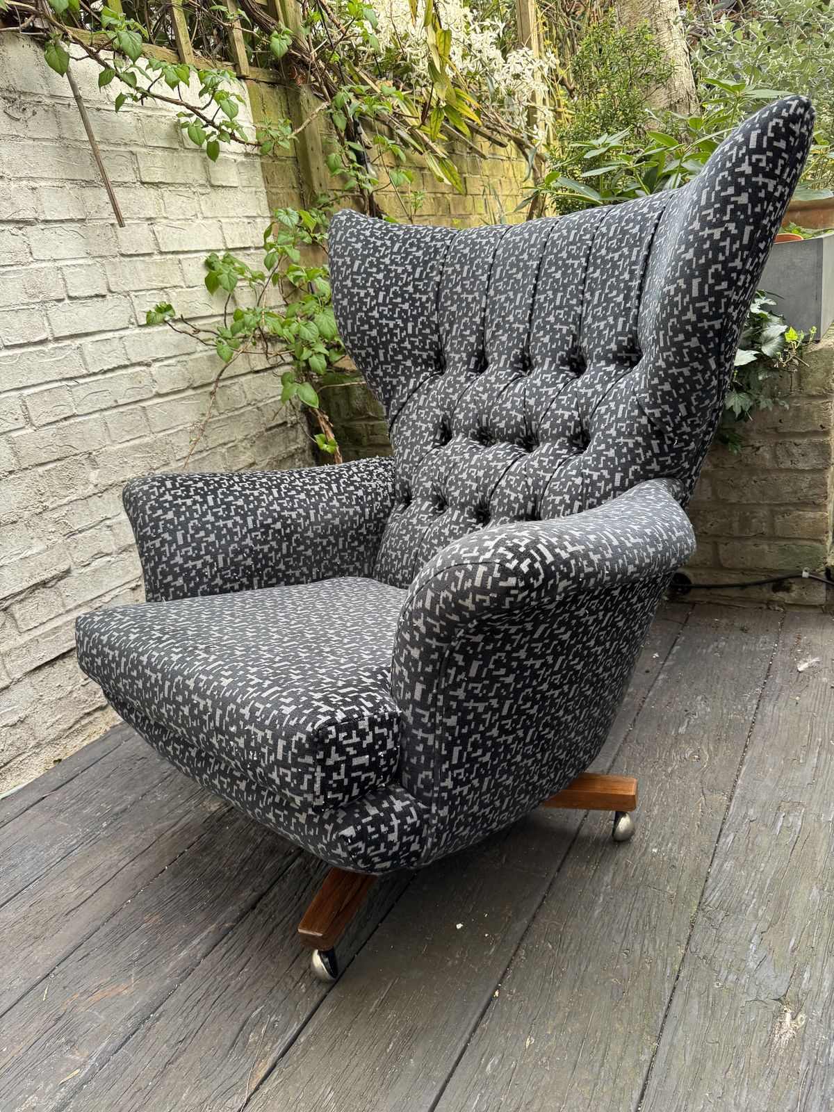 G Plan 6250 60’s Blofeld Chair & Footstool. Iconic, Excellent Condition.