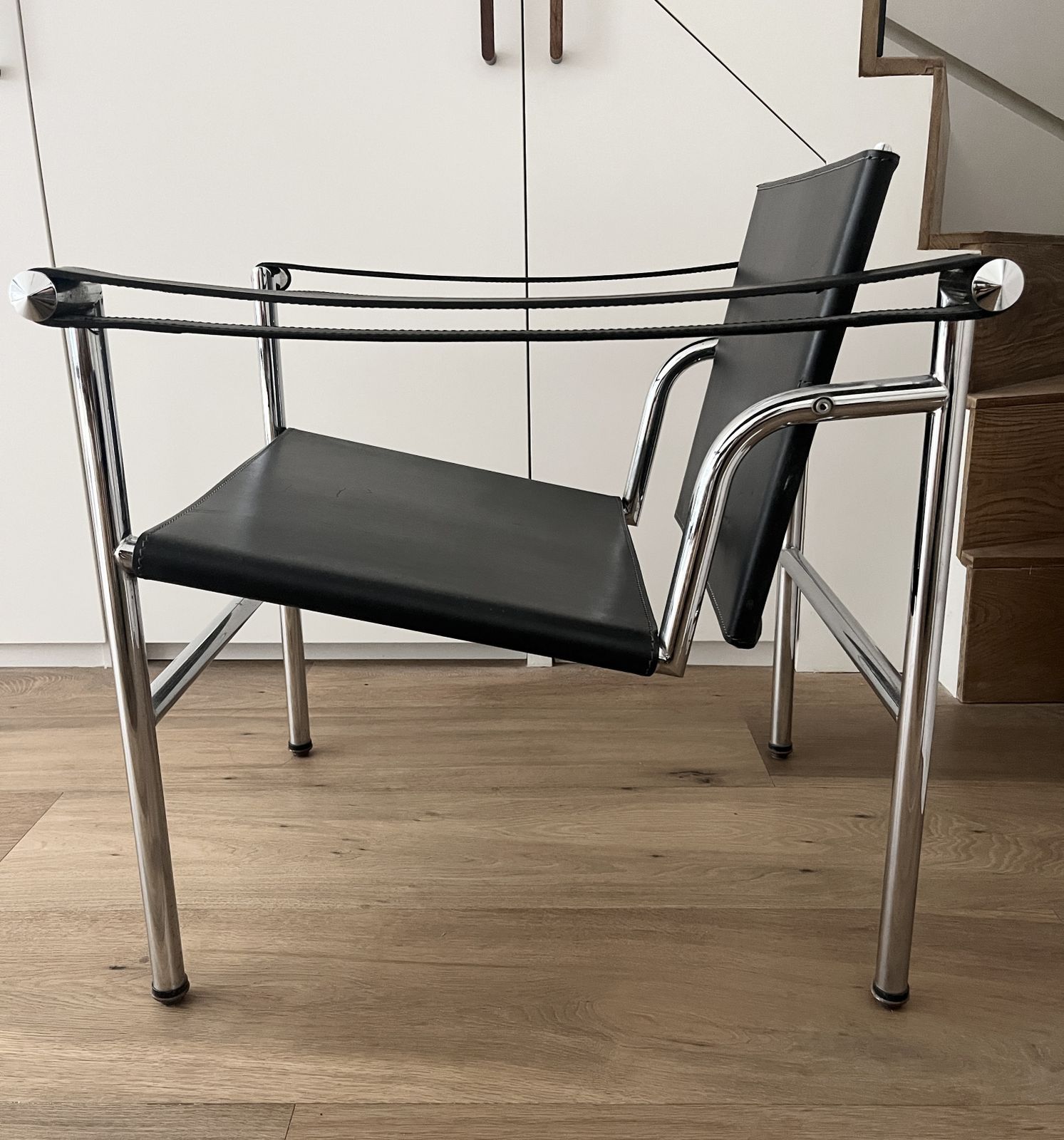 Le Corbusier Vintage 1970s Black Leather Armchair Model  Lc1 For Cassina. photo 1200.0