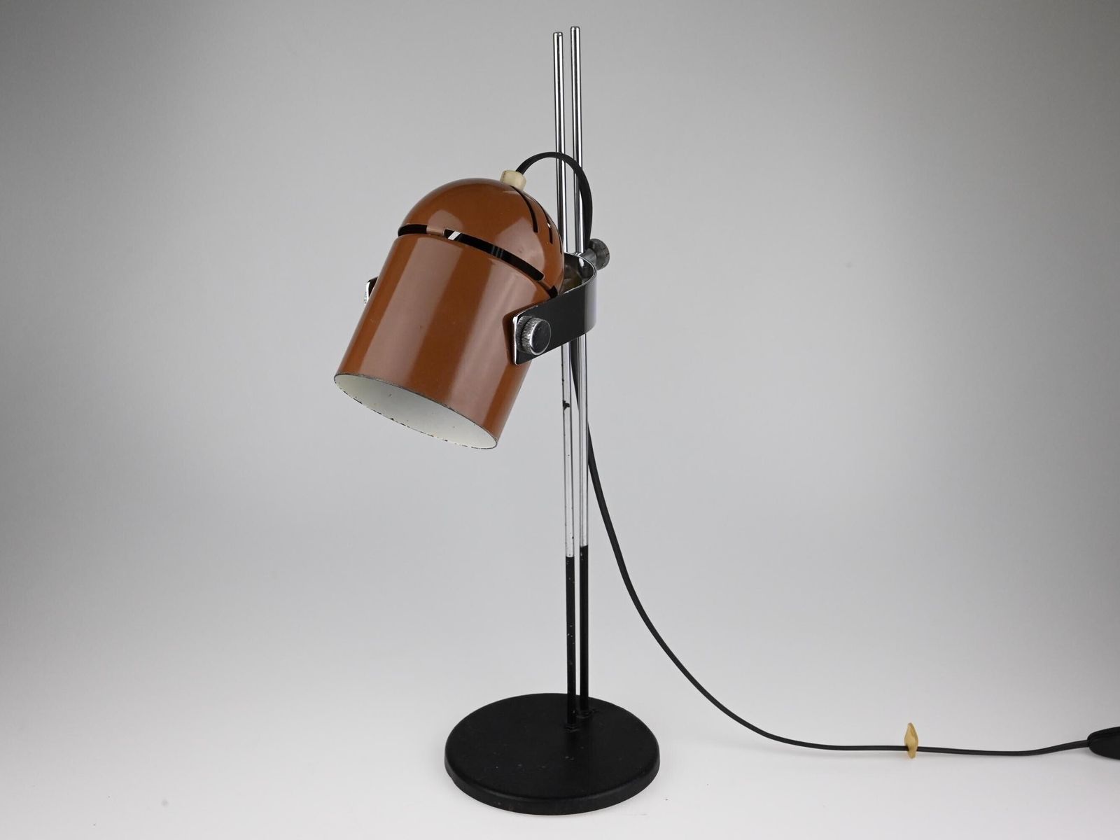 Mid Century Brown Lamp, Mid Century Lighting, Table Lamp, Desk Lamp, Vintage Lamp, Bedside Lamp, Table Light, Lighting photo vintage