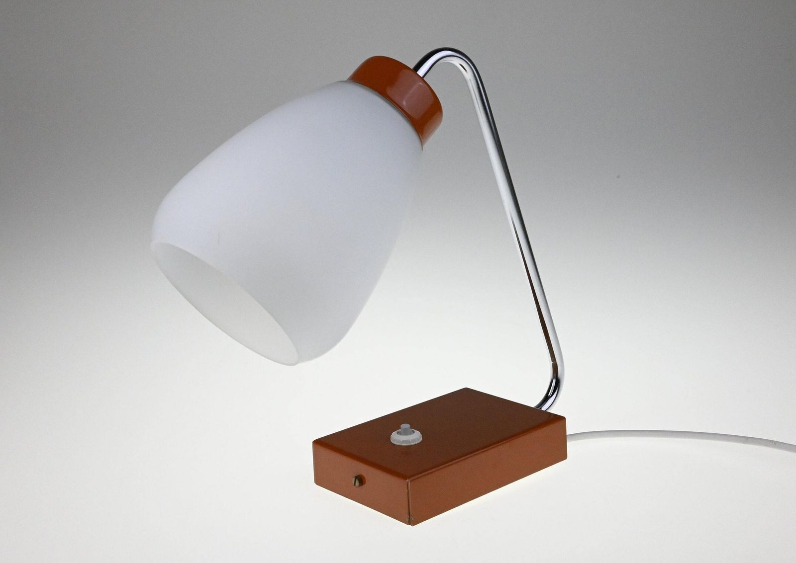 Mid Century Desk Lamp, Table Lamp, Desk Lamp, Bedside Lamp, Mid Century Lamp, Chrome Lamp, Table Light, Retro Lighting, Vintage Lamp
