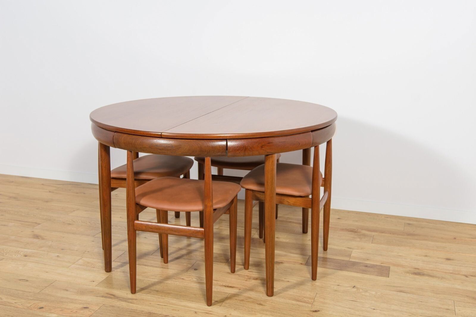 Mid Century Modern Teak Dining Table And Chairs By Hans Olsen For Frem Røjle, Denmark, 1960s, Set Of 5