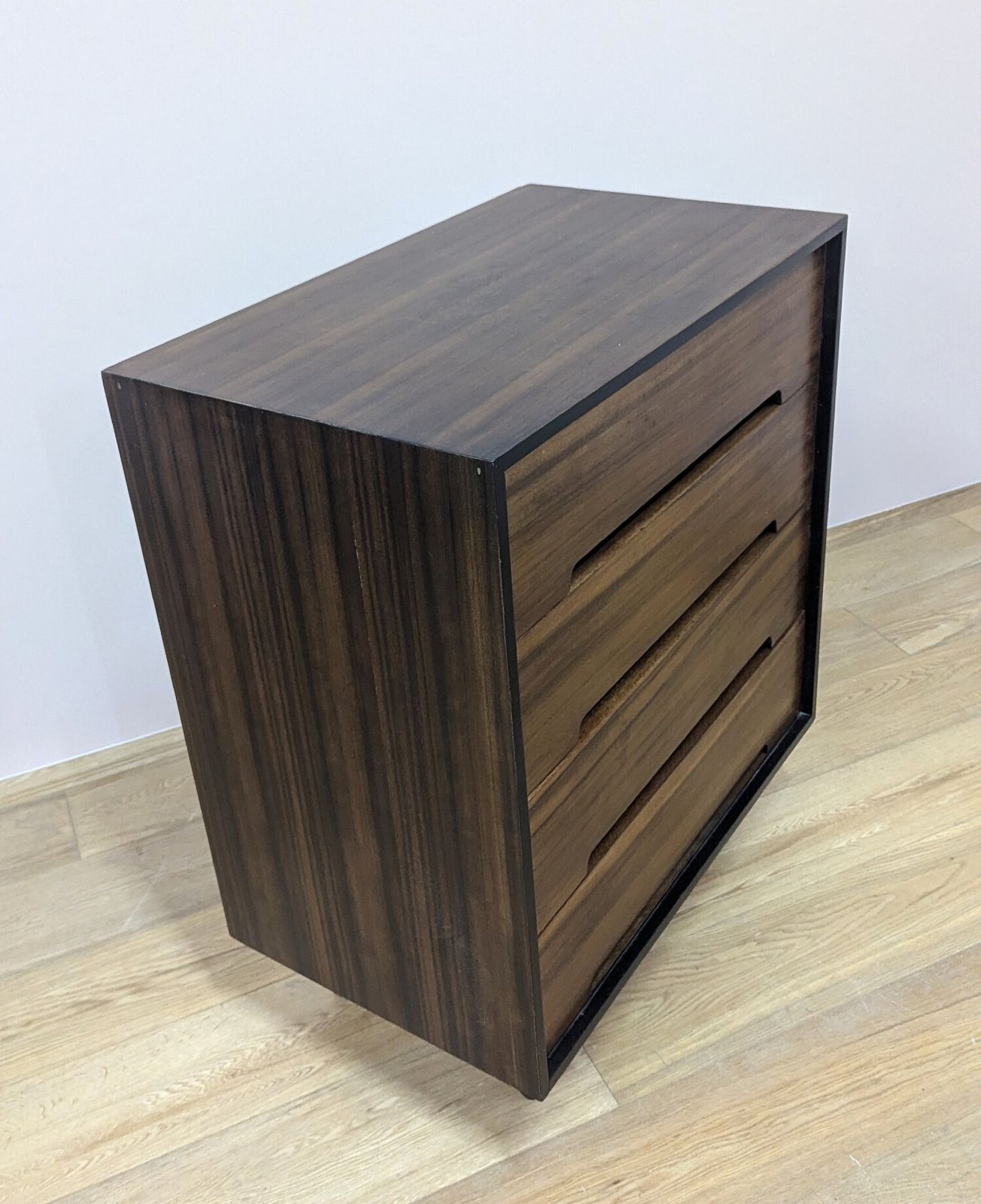 photo furniture Vintage 1950s C Range Walnut Chest Of Drawers By John & Sylvia Reid For Stag