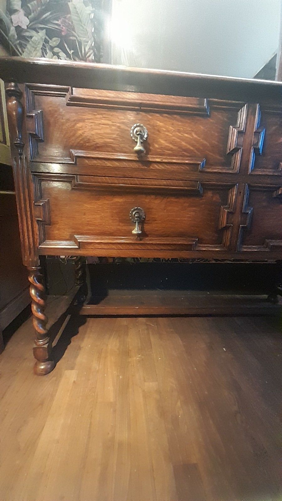High Quality Early 20th Century Jacobean Style Dressing Table. Barley Twist photo furniture