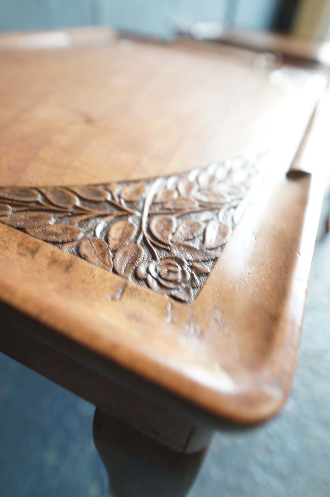 photo furniture Harlequin Pair Of Queen Anne Revival Walnut Tray Top Tables – British, Circa 1920s