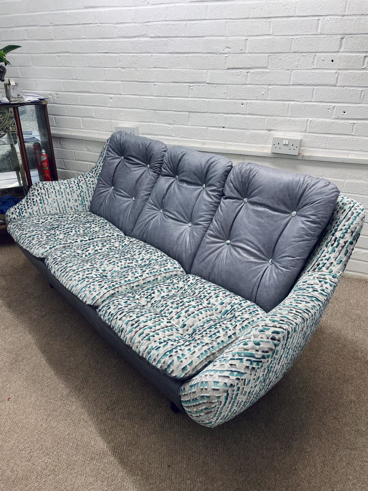Original Parker Knoll Statesman Suite ( 3 Seater Sofa And 2 Single Swivel Chairs) Newly Refurbished photo for sale