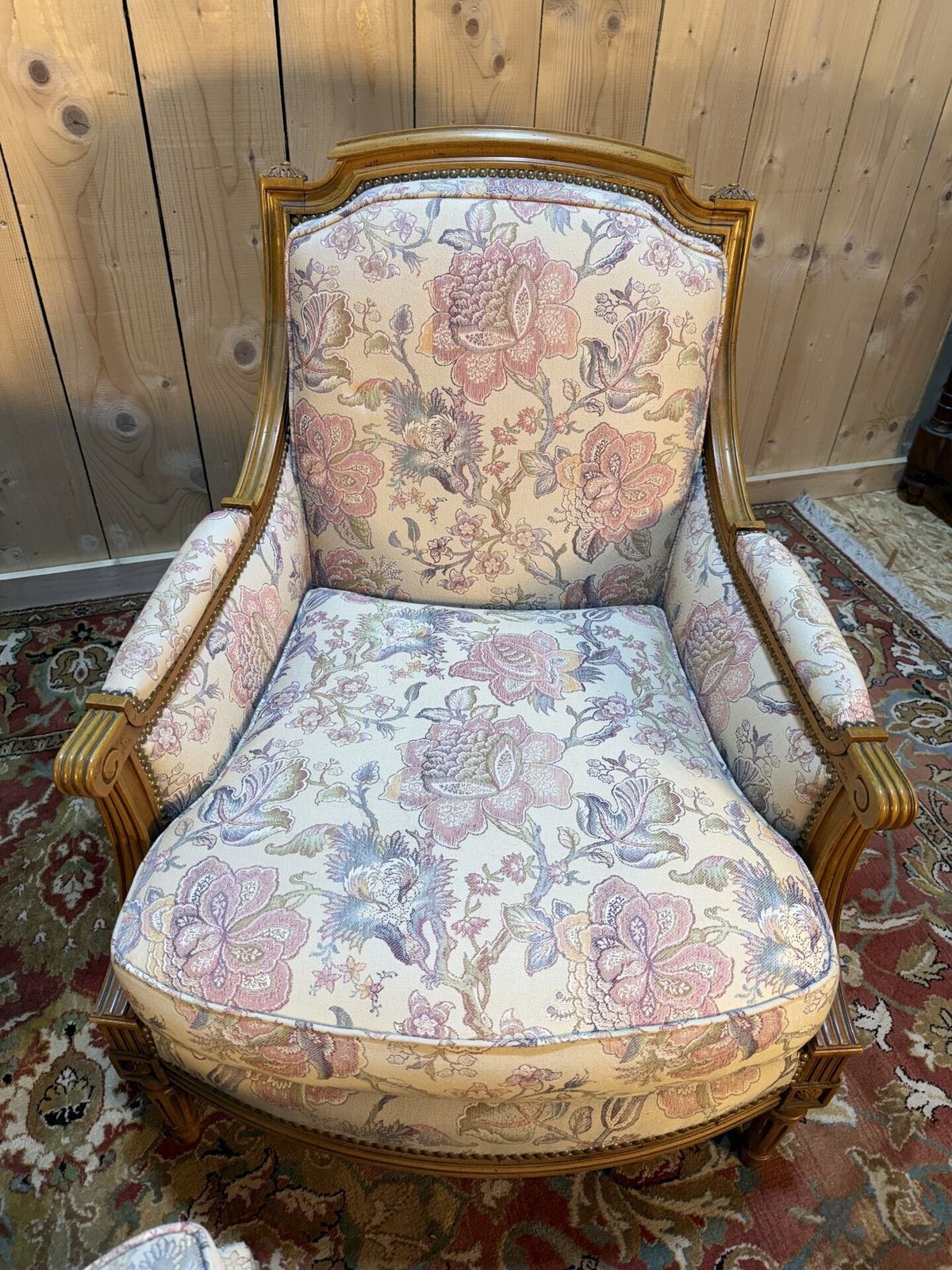 Paire De Fauteuils / Bergères Et Repose Pied De Style Louis XVI photo for sale
