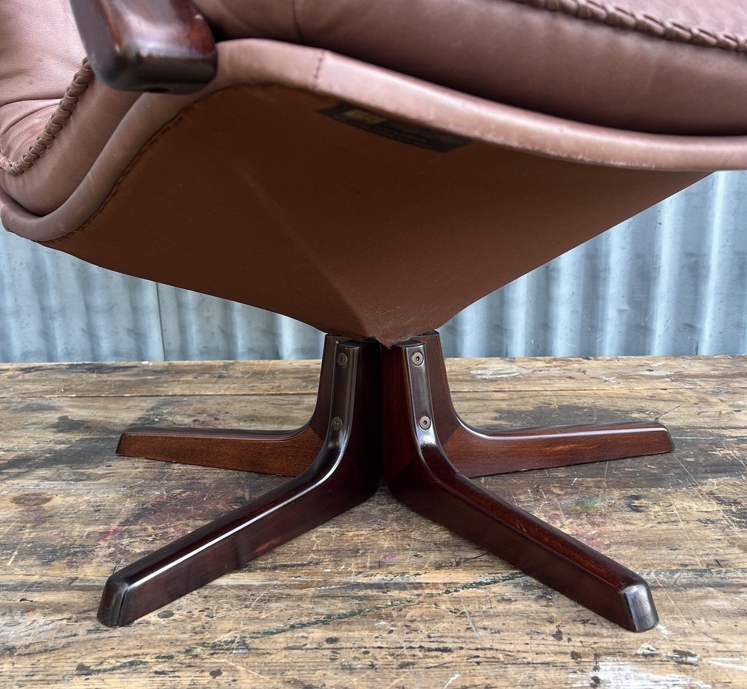 Furniture Vintage Berg Danish Leather Swivel Armchair Mid Century 70s Scandinavian Retro photo
