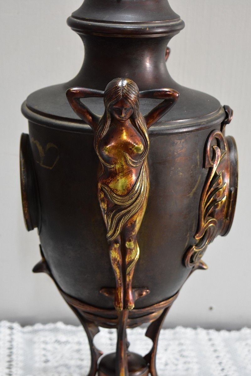 Pendulum Vase Art Nouveau 19th Century photo vinterior