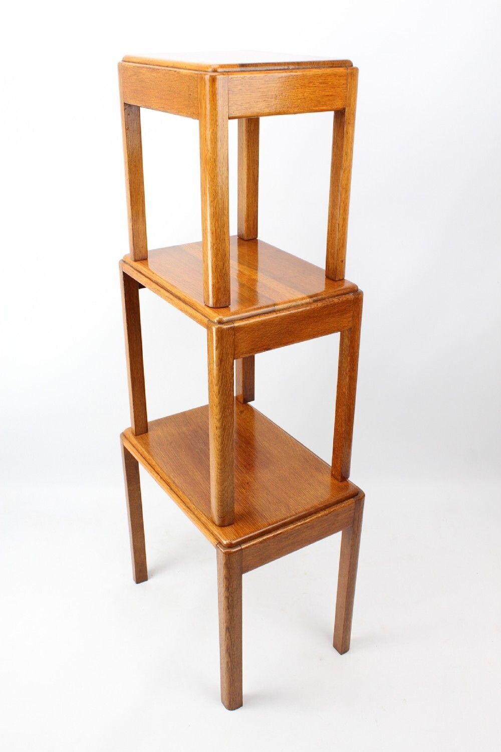 Small Art Deco Nest Of 3 Oak Tables photo vinterior