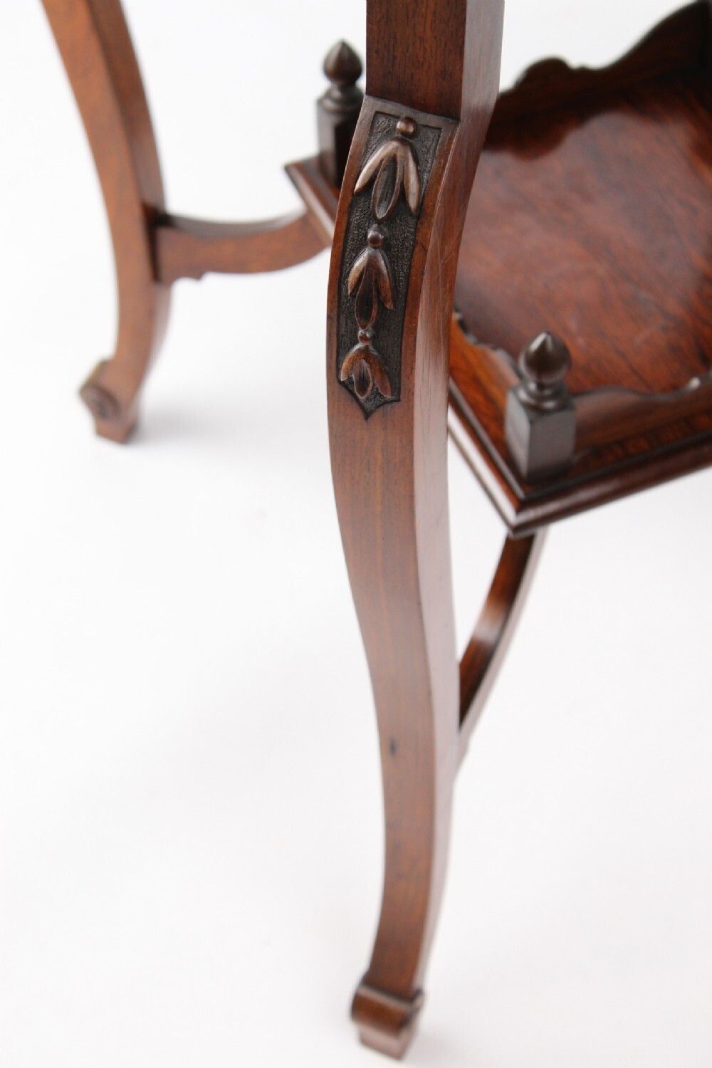 Small Victorian Rosewood Games Table / Lamp Table “Gillow” photo 600.0