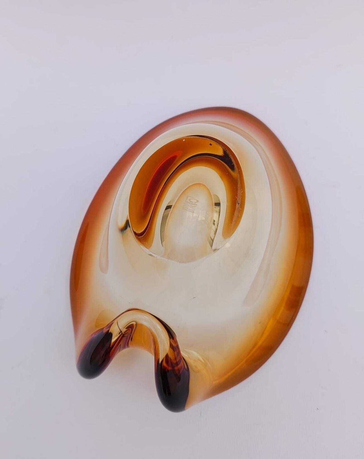 Stunning Murano Glass Cup In The Shape Of An Amber Shell, Seguso Venini Poli Era photo vintage