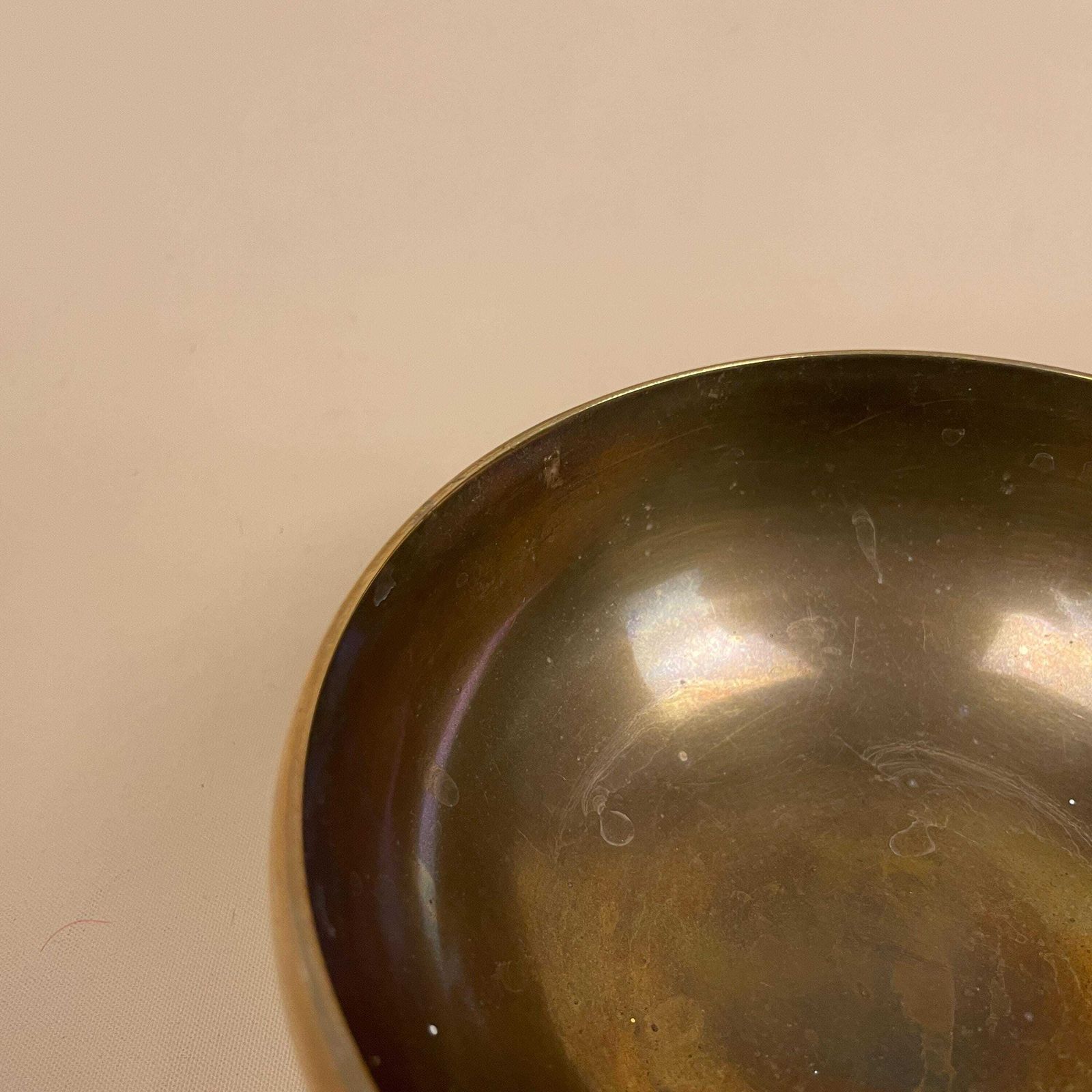 Antique Style Tibetan Singing Bowl Hand Hammered Metal Meditation Bowl Heavy Sound Healing Altar Decor Nepal Himalayan photo Home Decor