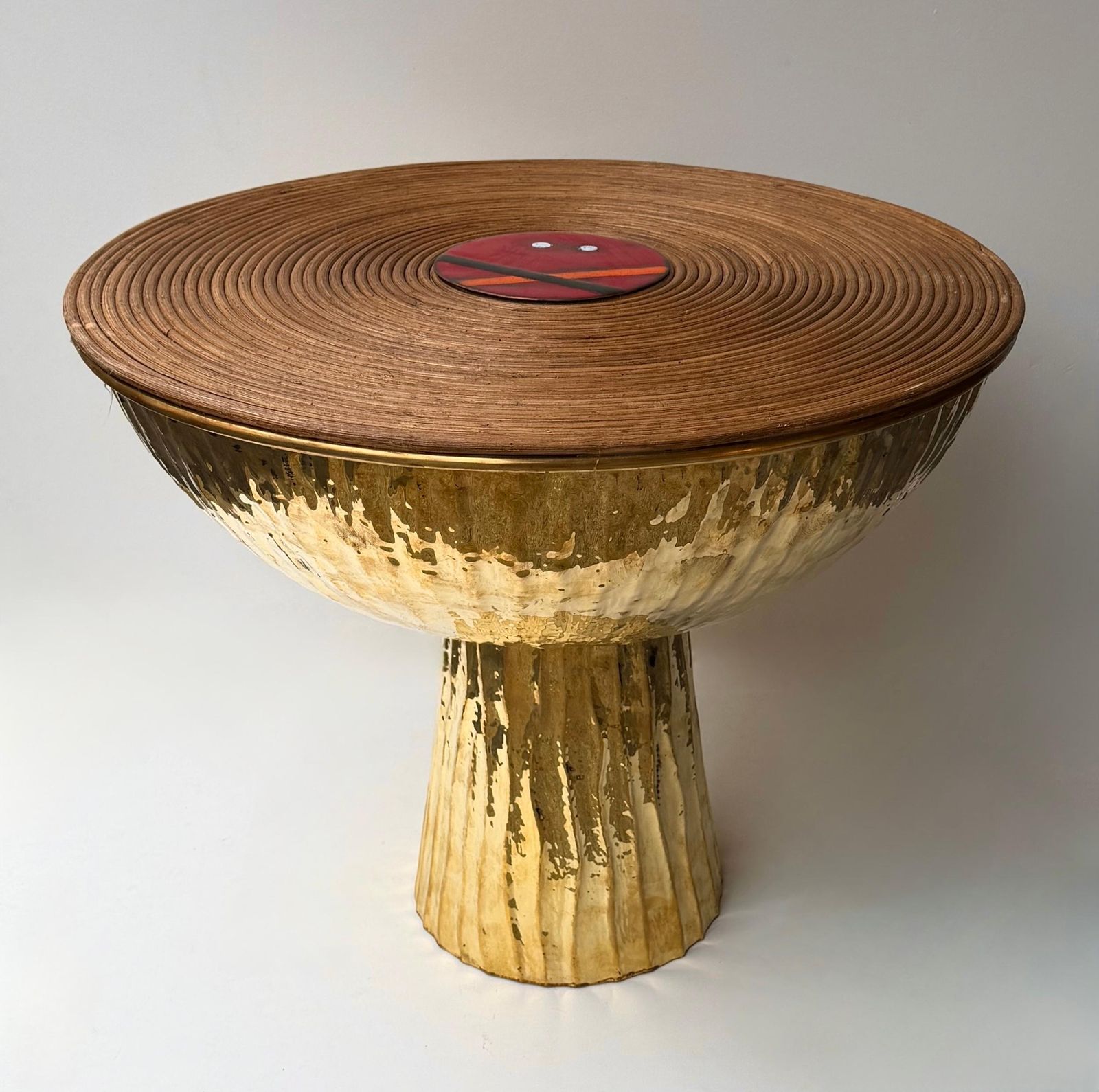 Contemporary Pair Of Hammered Brass Rattan Enamel Metal Side Tables, Italy photo furniture