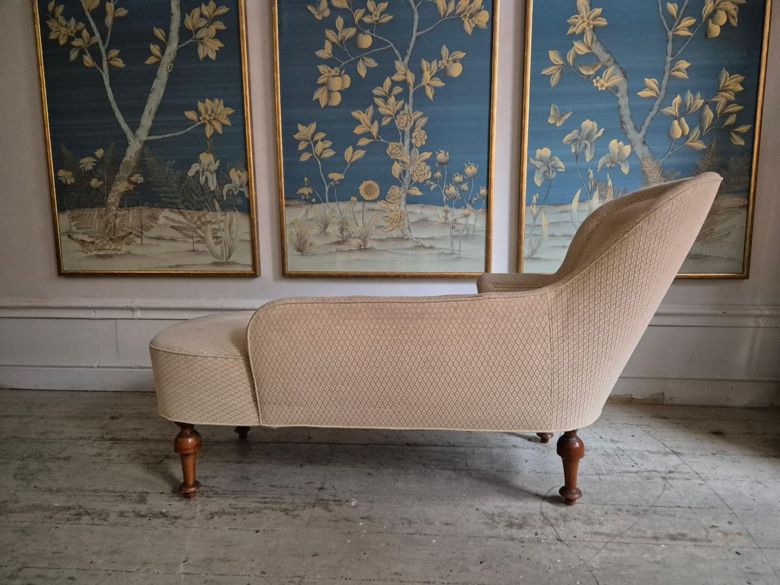 Decorative And Comfortable Chaise Lounge Late 19th Century photo buy