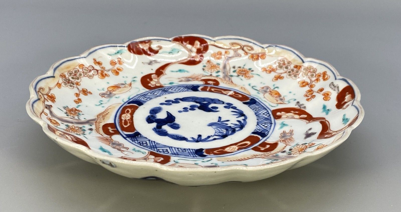 Fine Pair 18thc Japanese Edo Period Scallop Form Porcelain Imari Bowl Dish Plate photo for sale