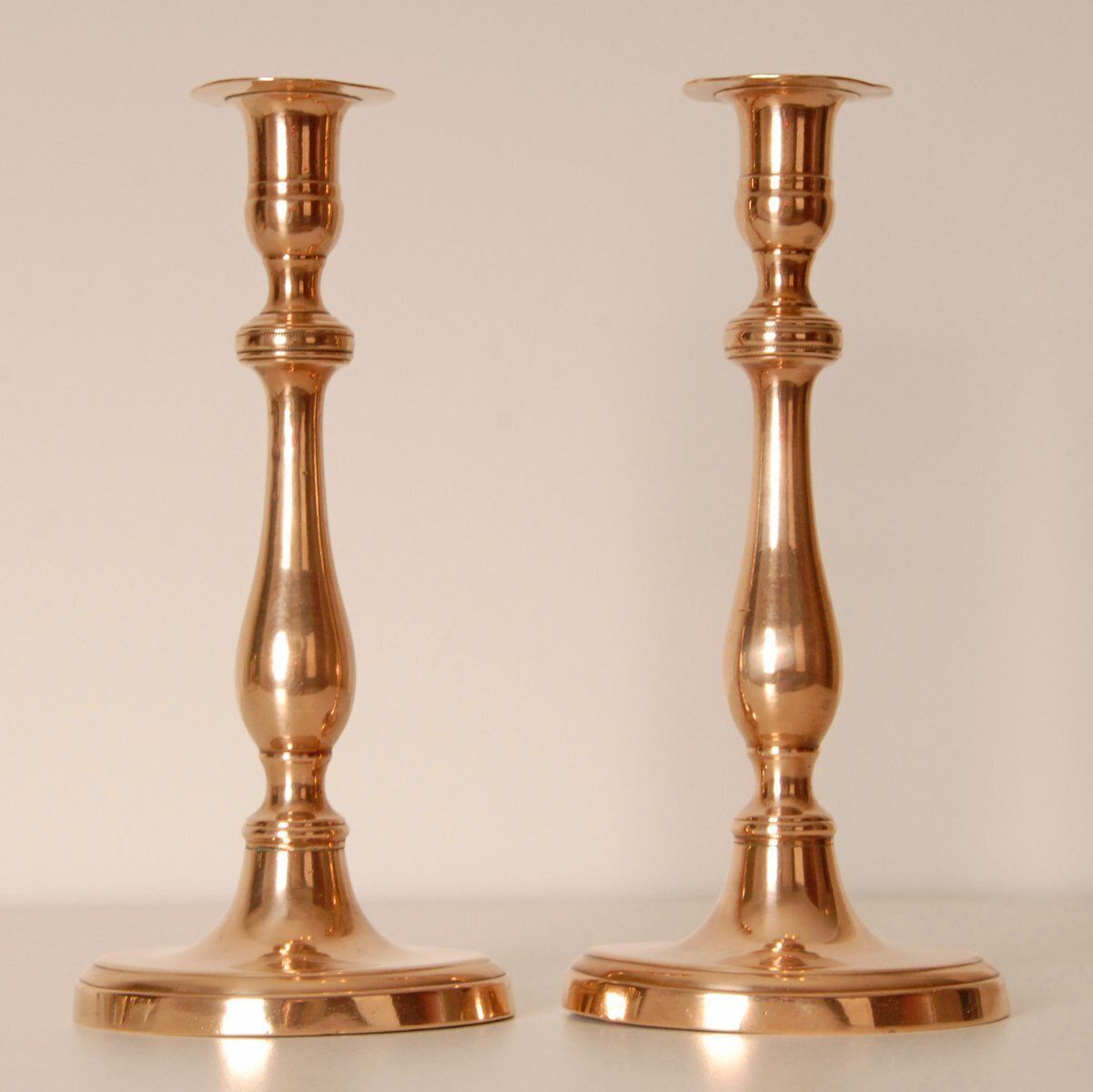 Antique English Candlesticks In Bronze 1700s Set Of 2 photo vinterior
