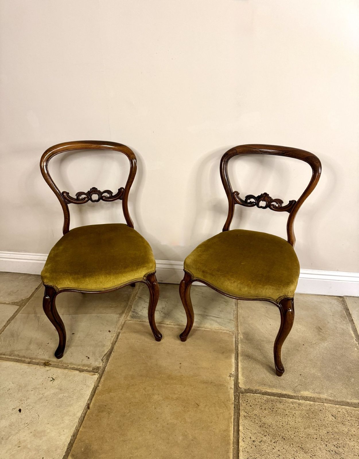 Stunning Quality Set Of Six Antique Rosewood Balloon Back Dining Chairs photo 2250.0