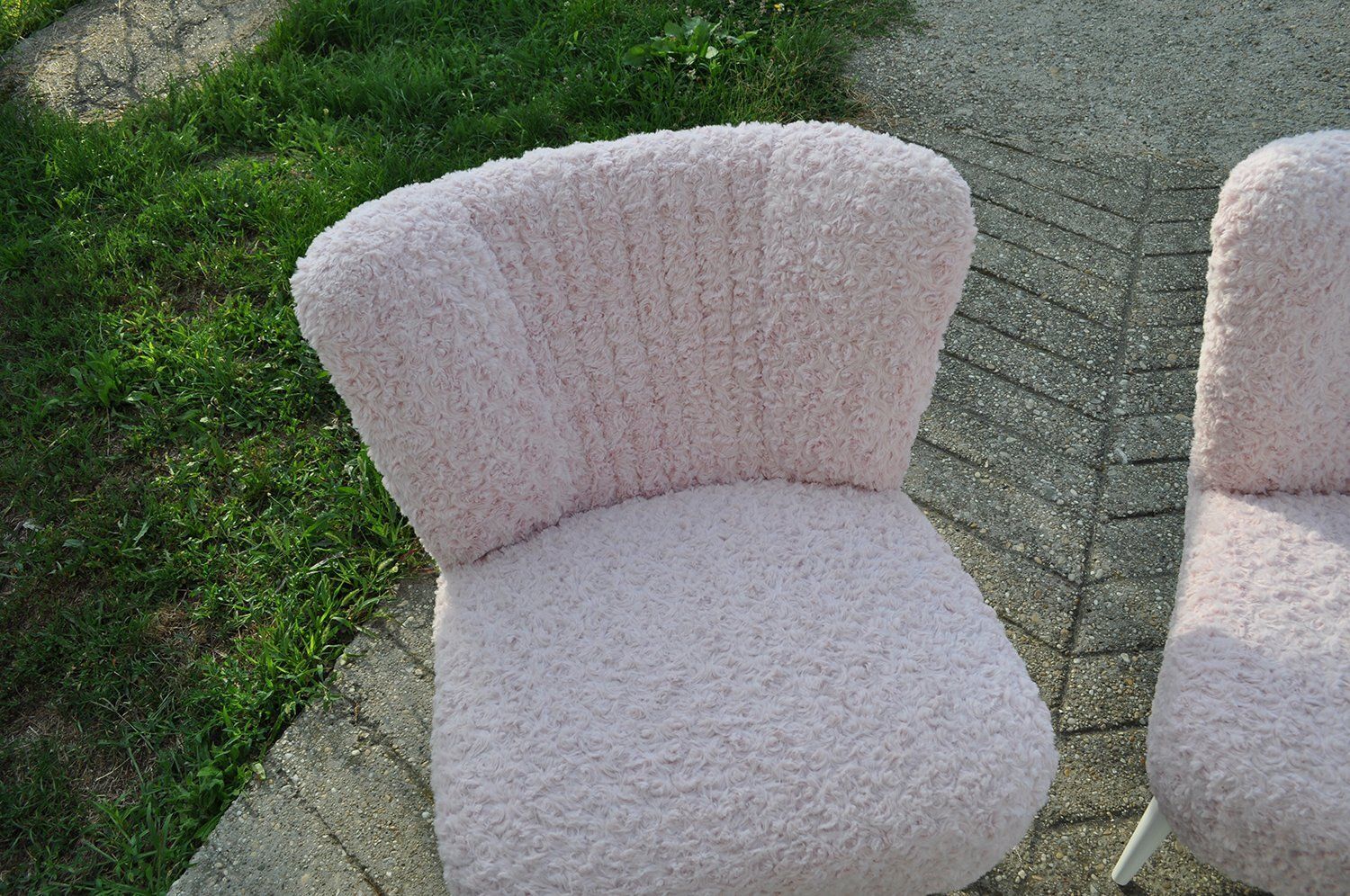Mid Century Pink Faux Fur Lounge Chair, 1960s photo vinterior
