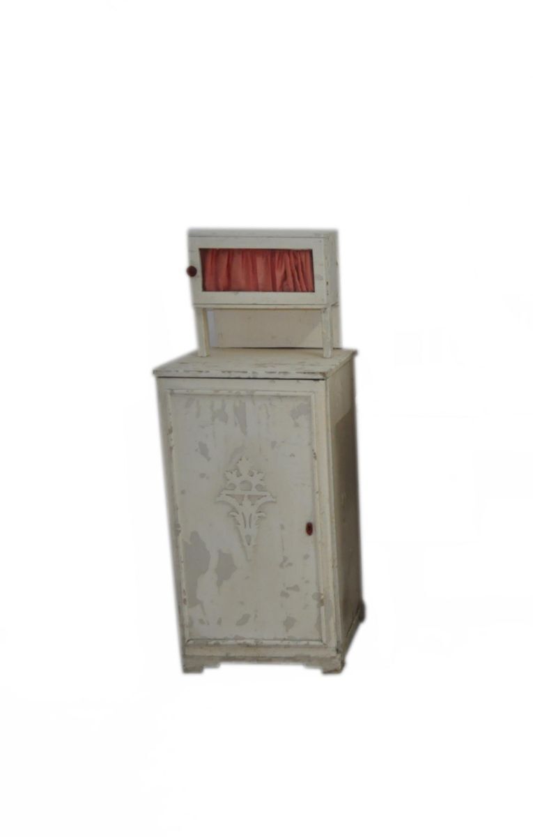 Antique Hungarian Nightstands, Set Of 2 photo vinterior