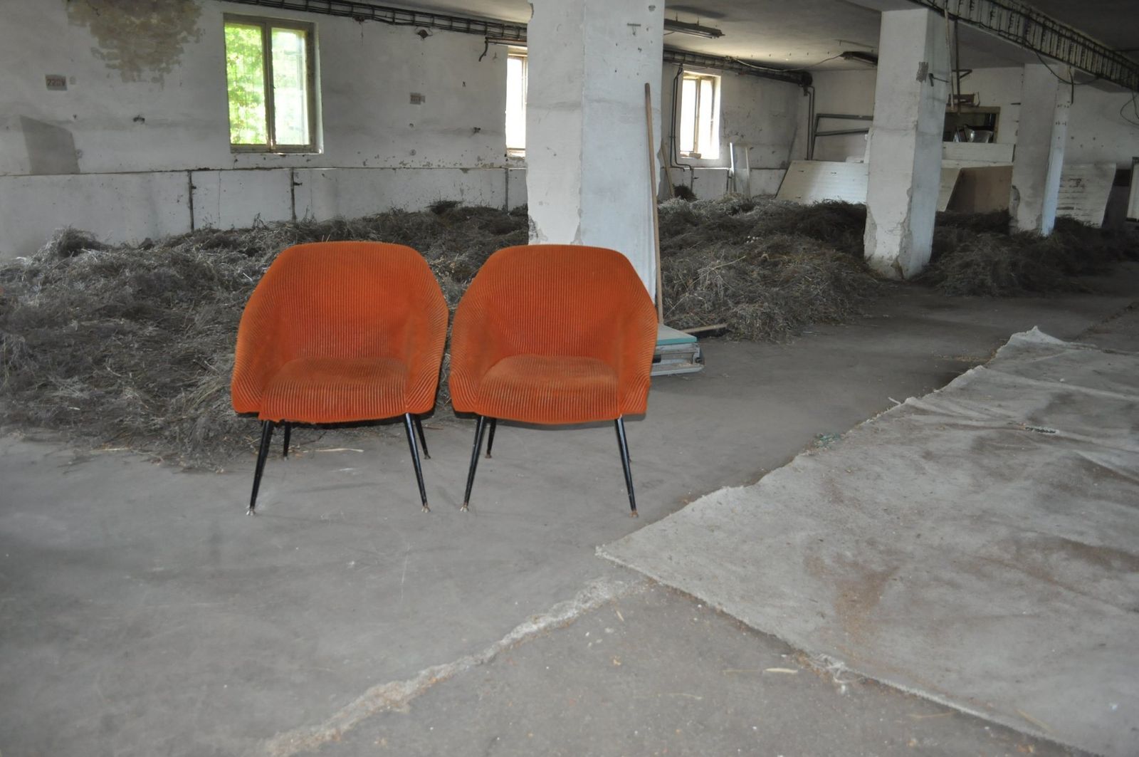 Set Of Mid Century Black Metal Lounge Chairs From Veb Sitzmöbelwerke Waldheim, 1960s photo 1151.0