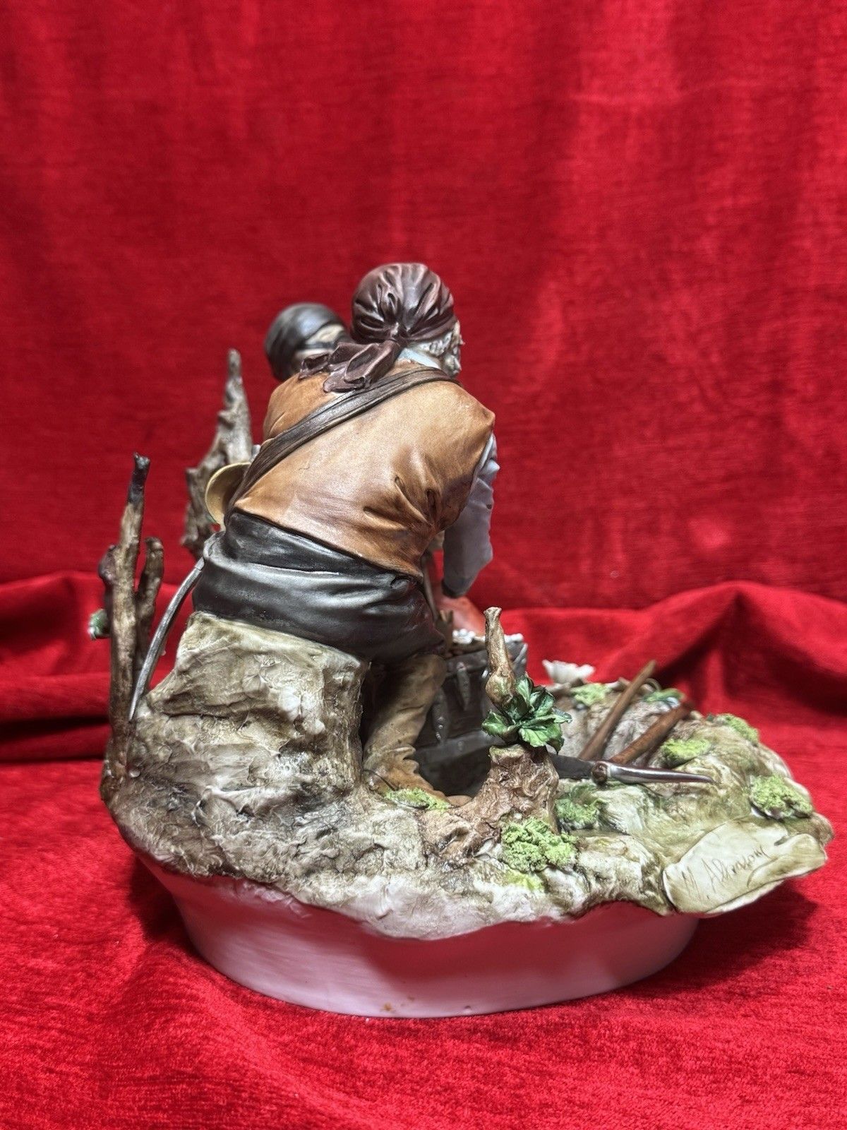Home Decor Large Italian Capodimonte Porcelain Figurine 'The Pirates Hidden Treasure'signed photo