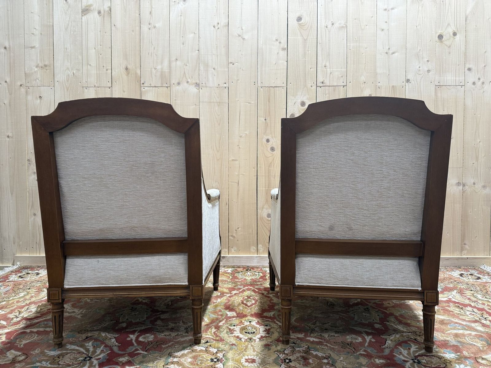 Paire De Fauteuil / Bergères De Style Louis XVI Beige photo vinterior