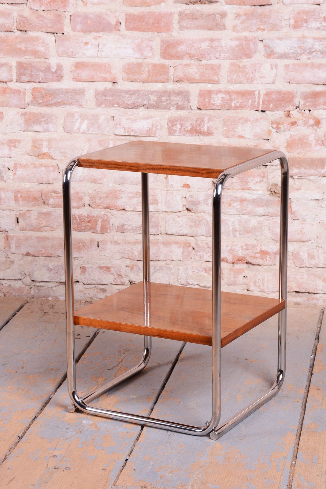photo vinterior Pair Of Restored Bauhaus Bedside Tables, By M. Breuer For Thonet, Germany, 1920s