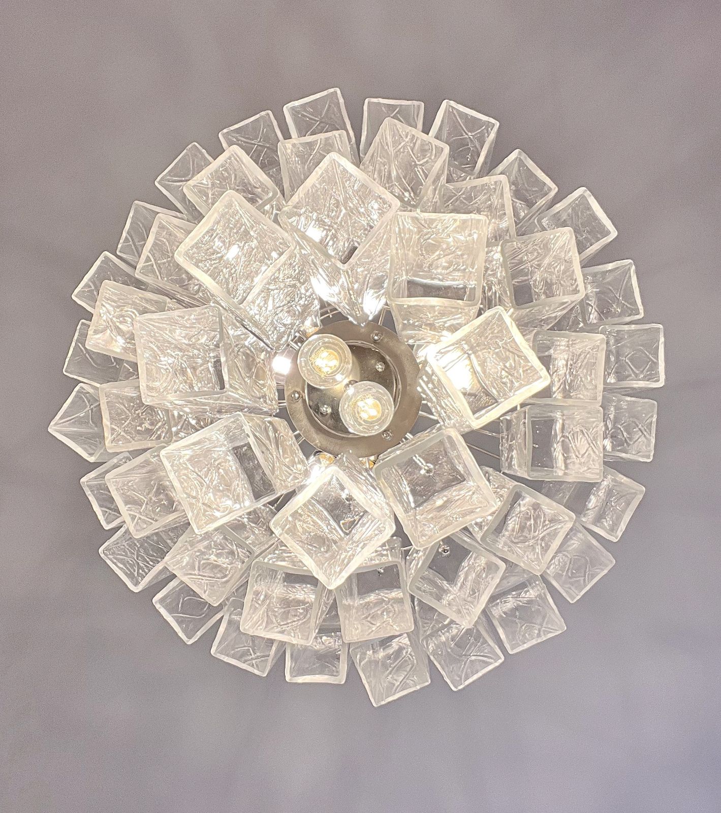photo vintage Large Three Tier Murano Glass Tube Chandelier – 48 Glasses