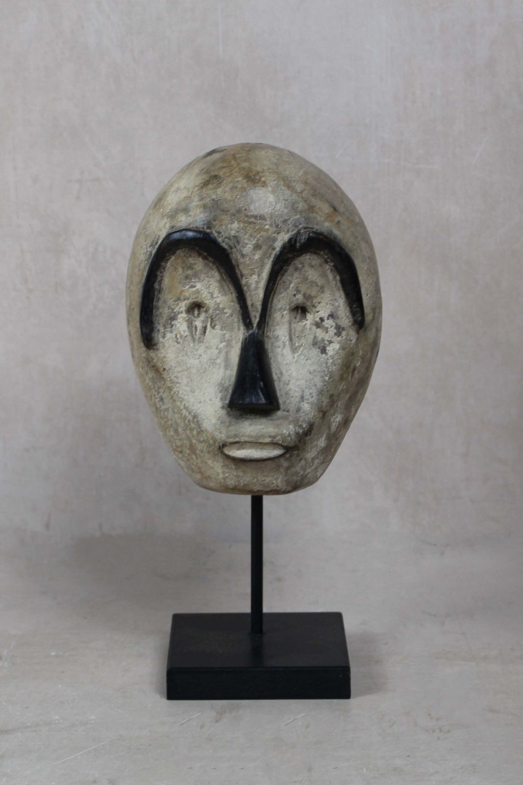 Hand Carved Fang African Mask Small   204.1